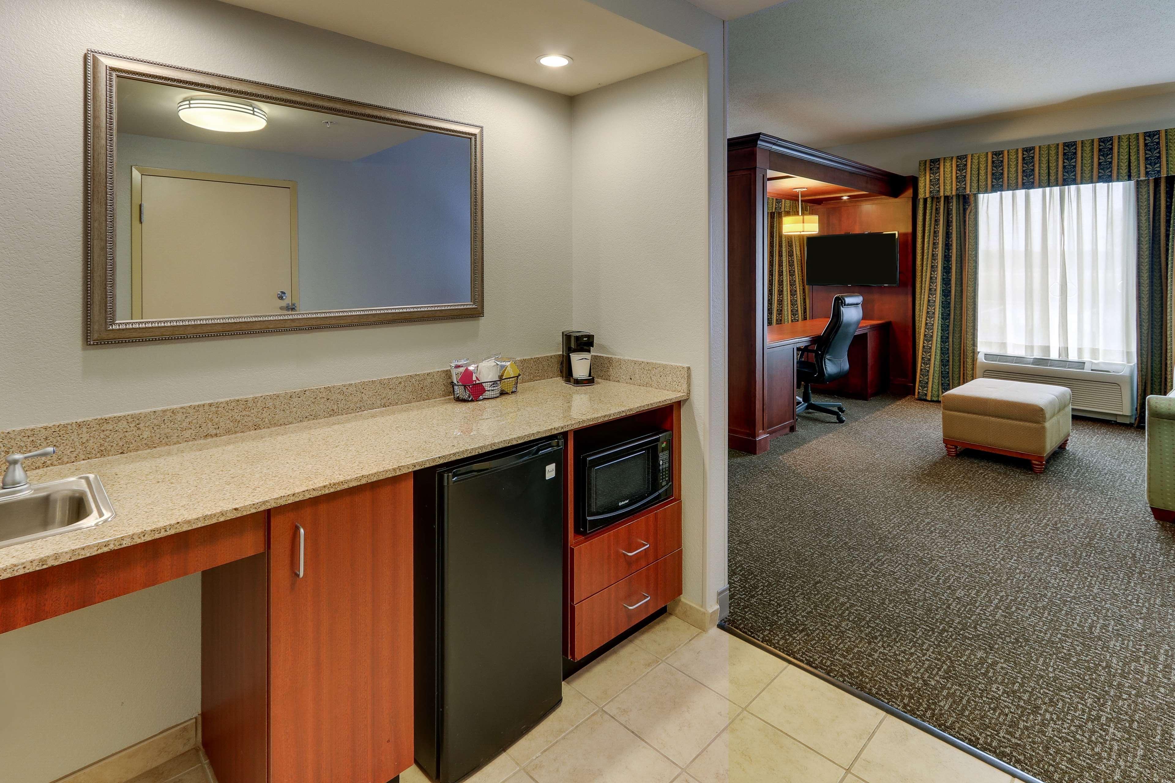 Hampton Inn & Suites Indianapolis-Airport Indianápolis Exterior foto