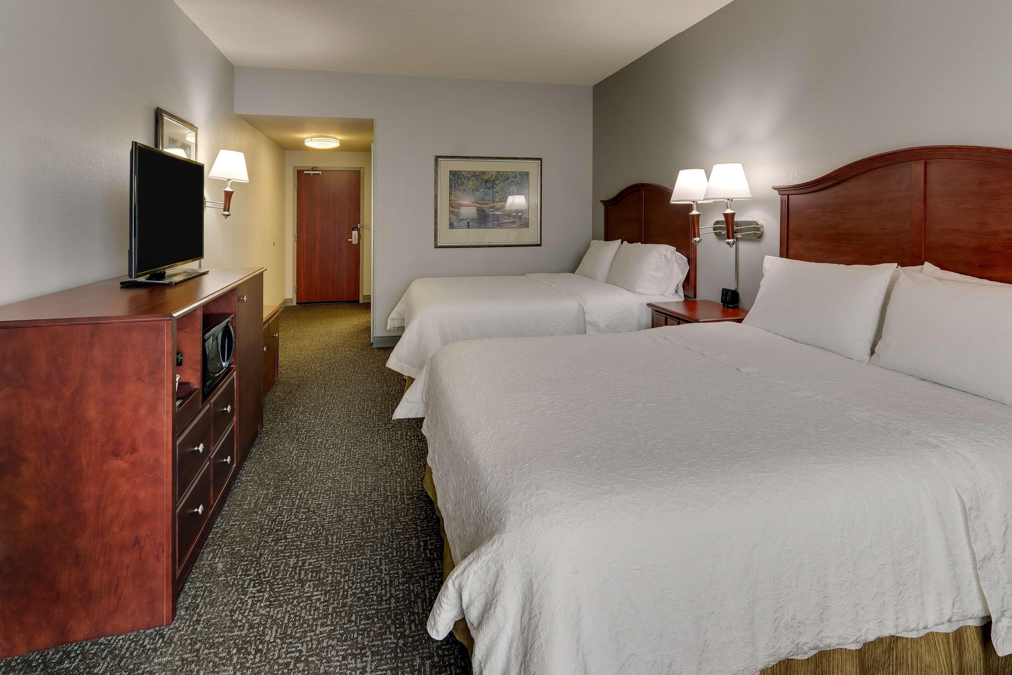 Hampton Inn & Suites Indianapolis-Airport Indianápolis Exterior foto