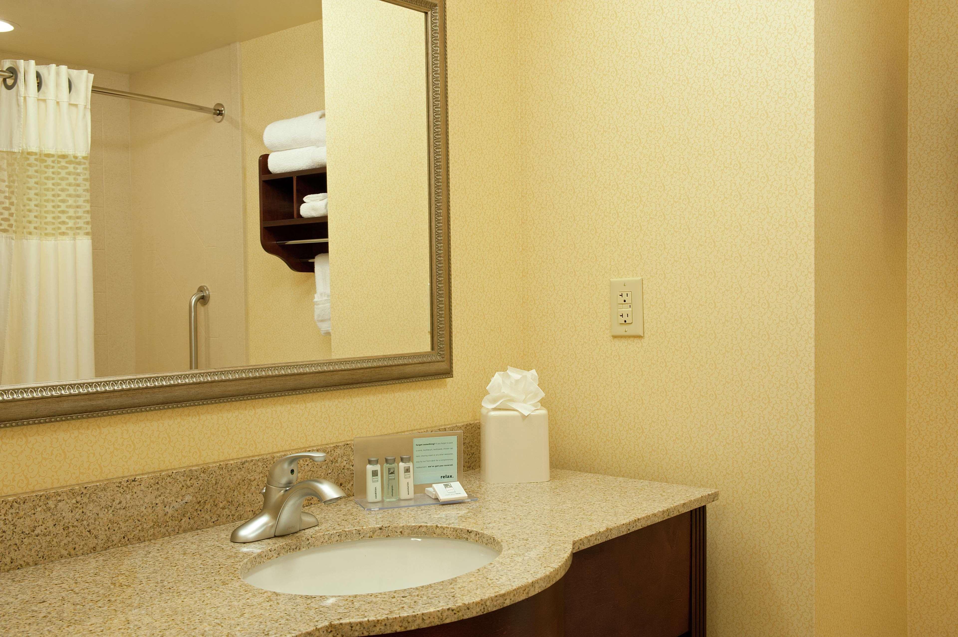 Hampton Inn & Suites Indianapolis-Airport Indianápolis Exterior foto