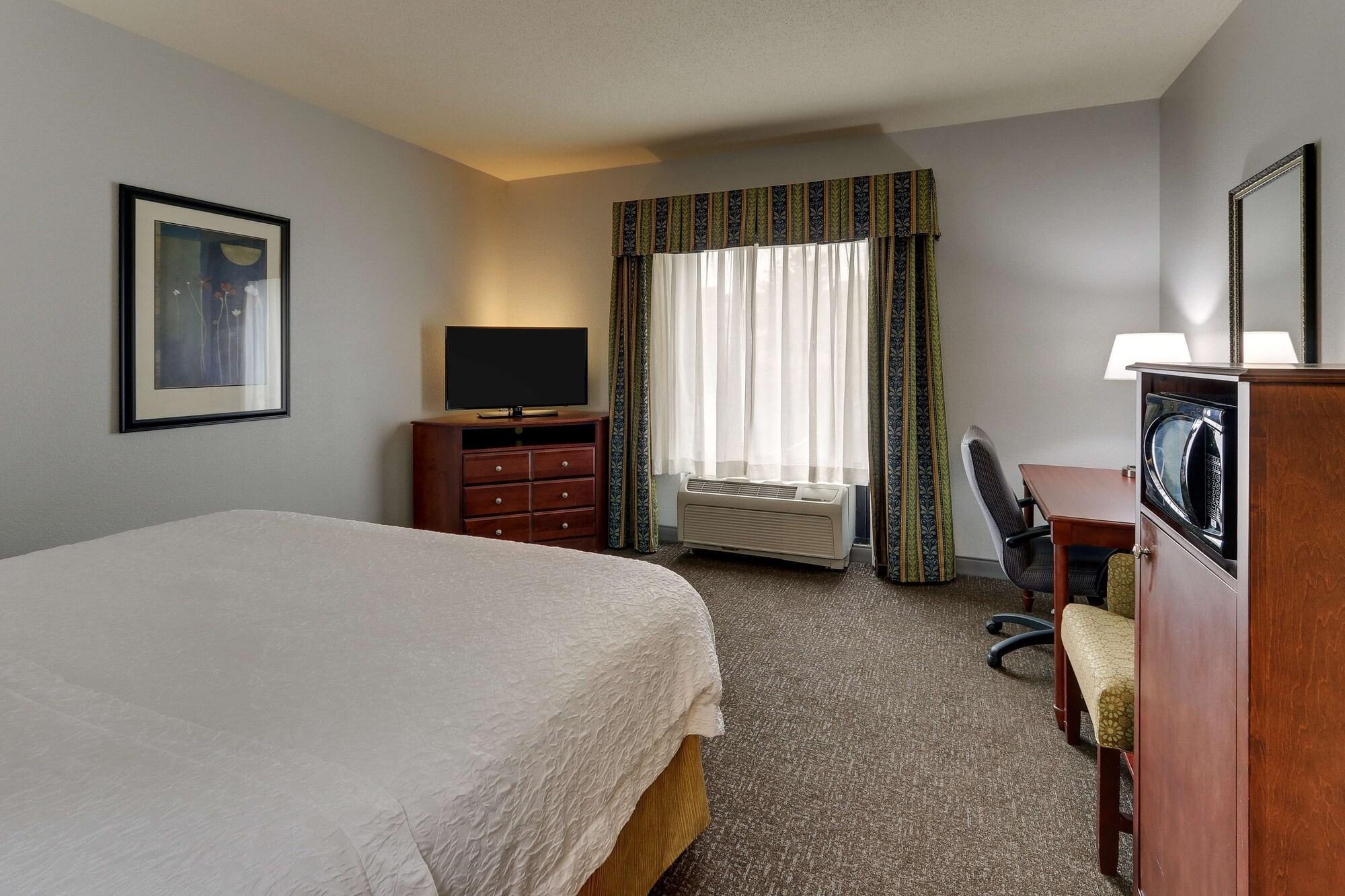 Hampton Inn & Suites Indianapolis-Airport Indianápolis Exterior foto