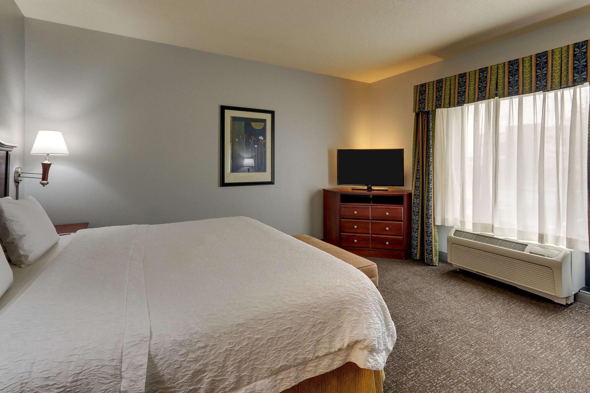 Hampton Inn & Suites Indianapolis-Airport Indianápolis Exterior foto