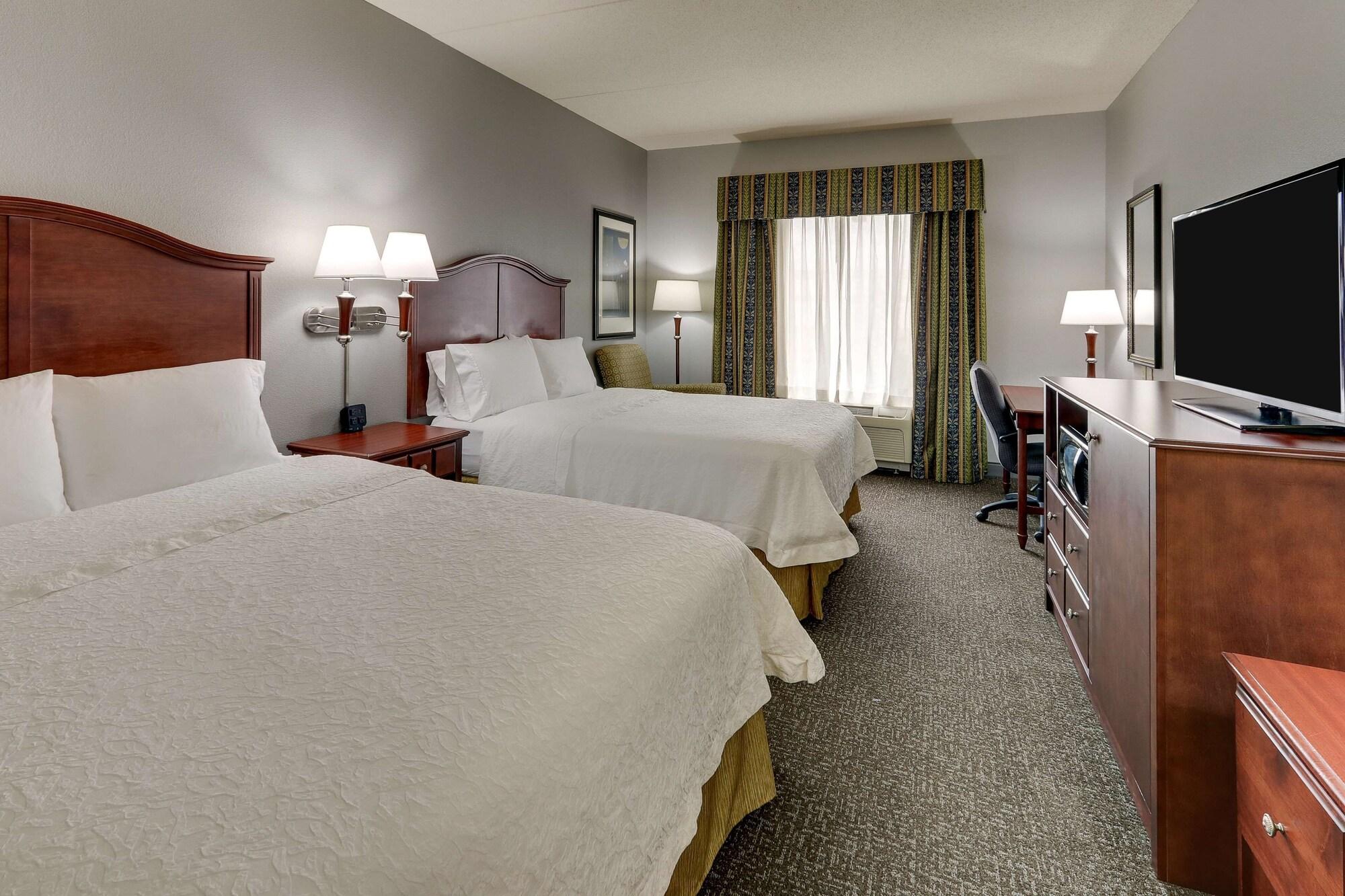 Hampton Inn & Suites Indianapolis-Airport Indianápolis Exterior foto
